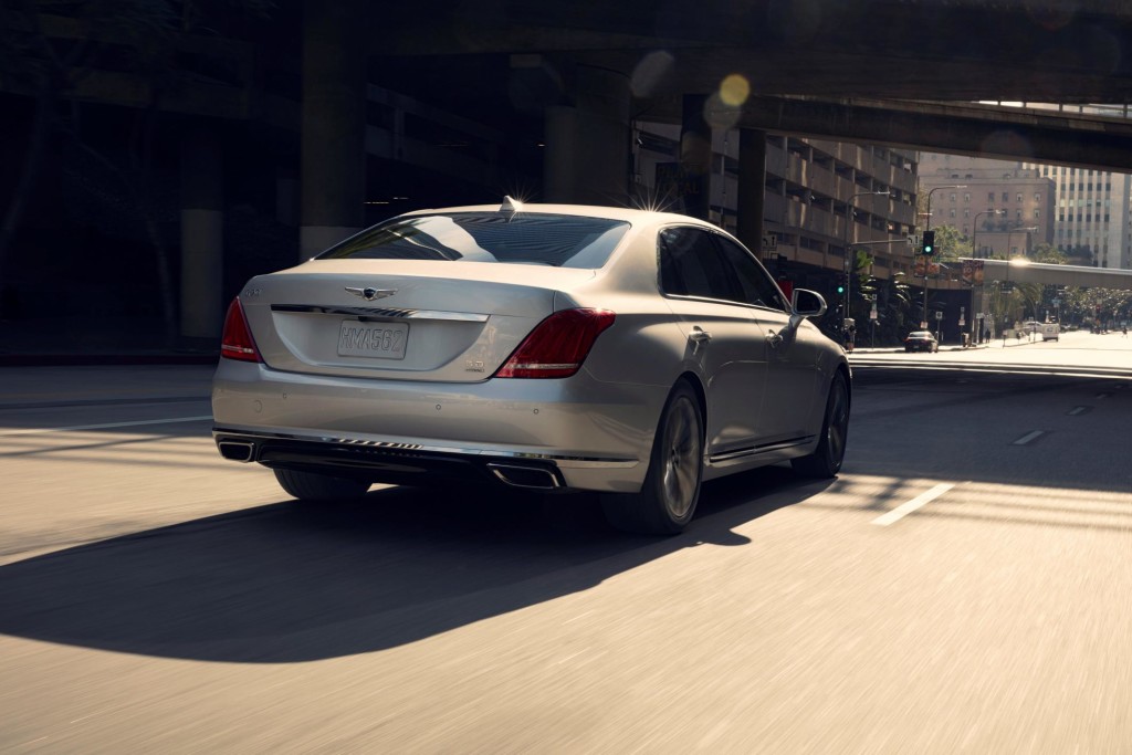 Hyundai Genesis G90 Rear